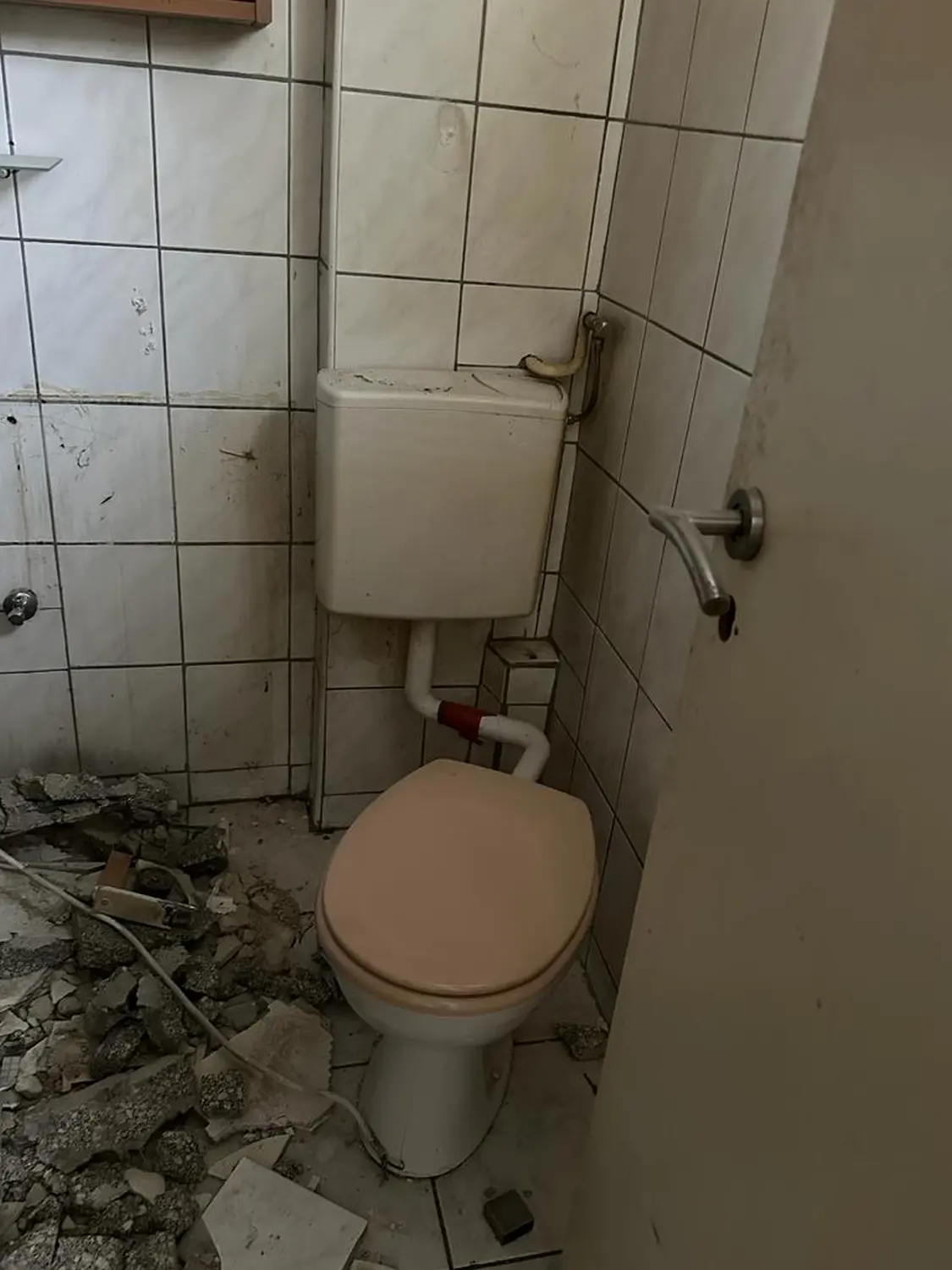 Badezimmerrenovierung von Don Immobilien